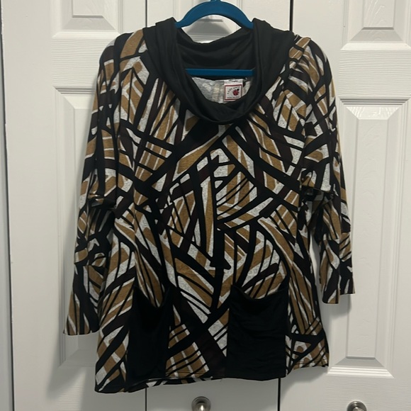 Lady Jane top with 2 great front pockets comfy roomy L $15 - Picture 1 of 4